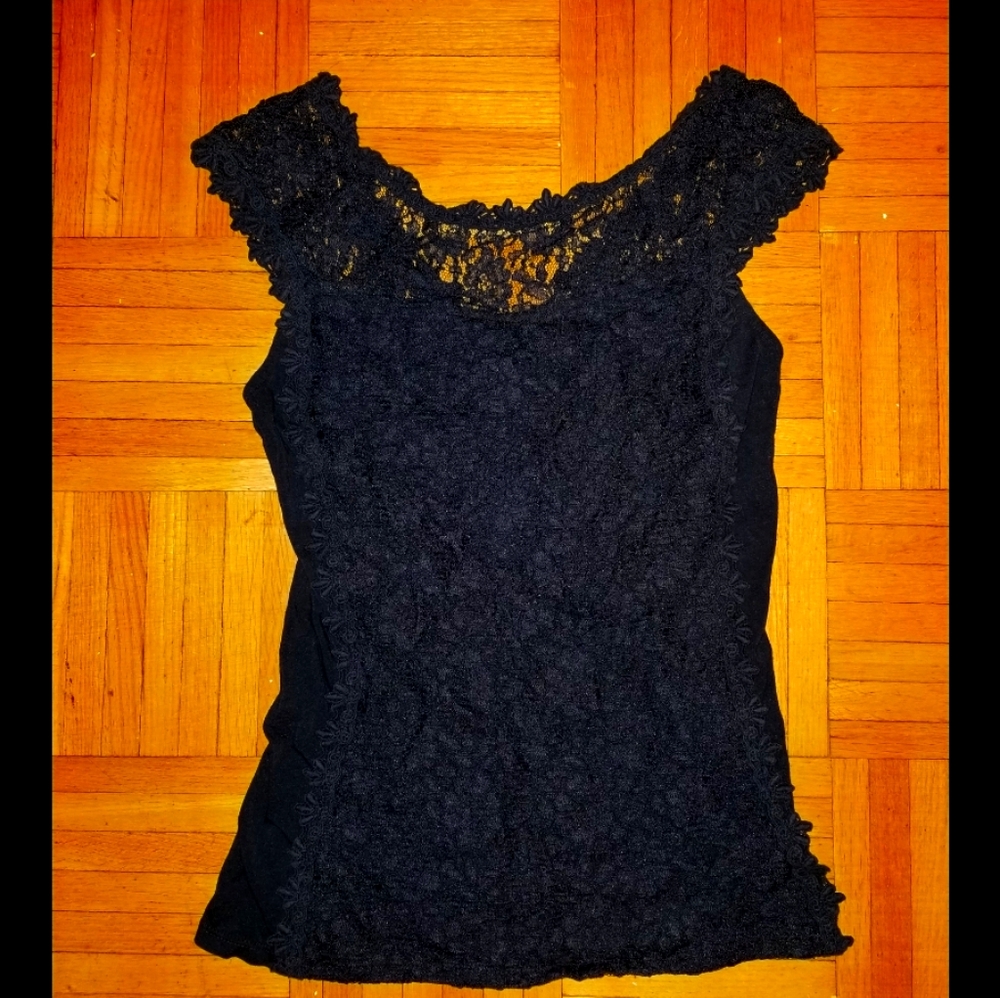 Express lace t shirt